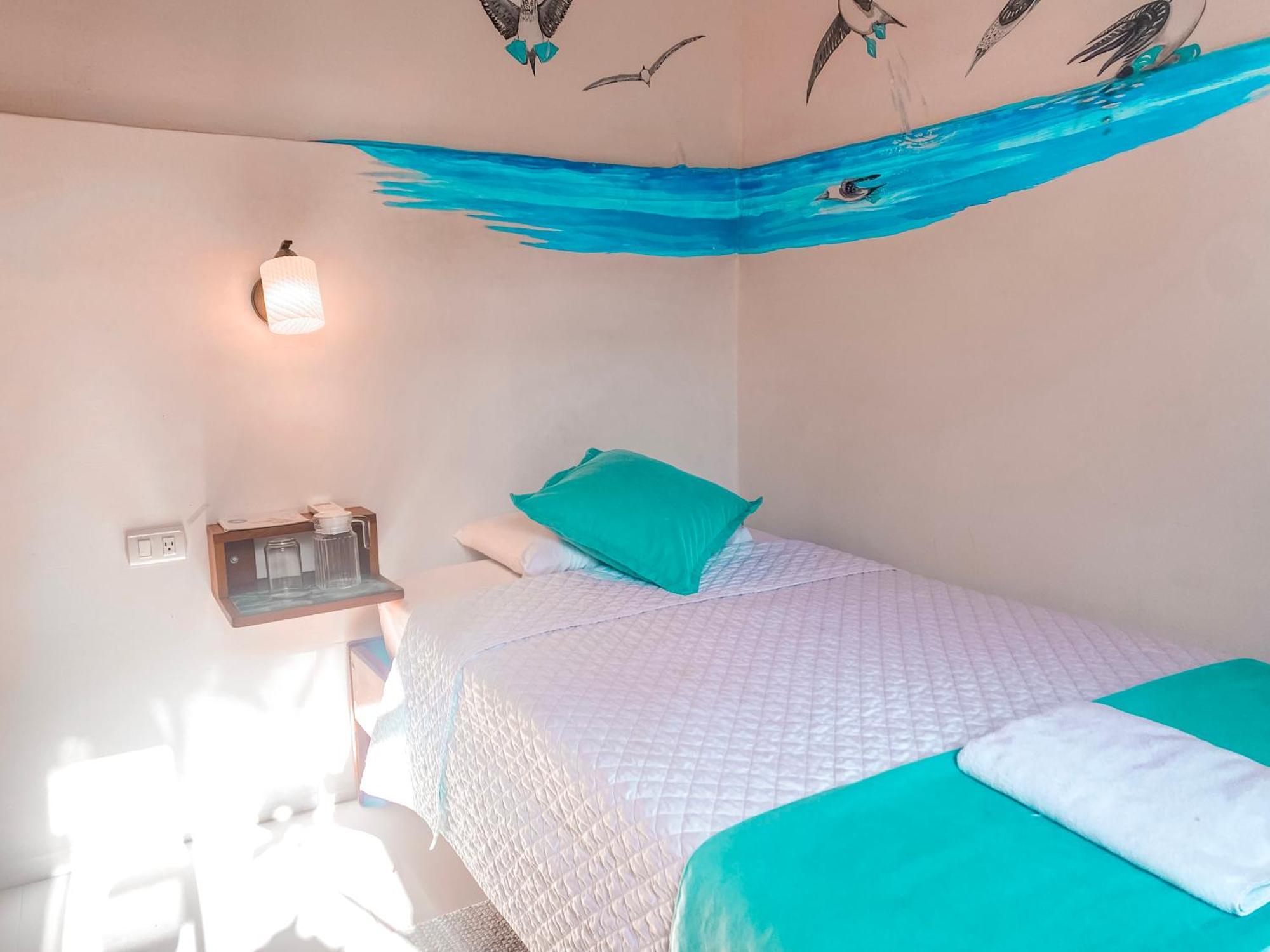 Hotel Coral Blanco With High Speed Internet Starlink And Galapagos Tour Operator Puerto Villamil Ngoại thất bức ảnh