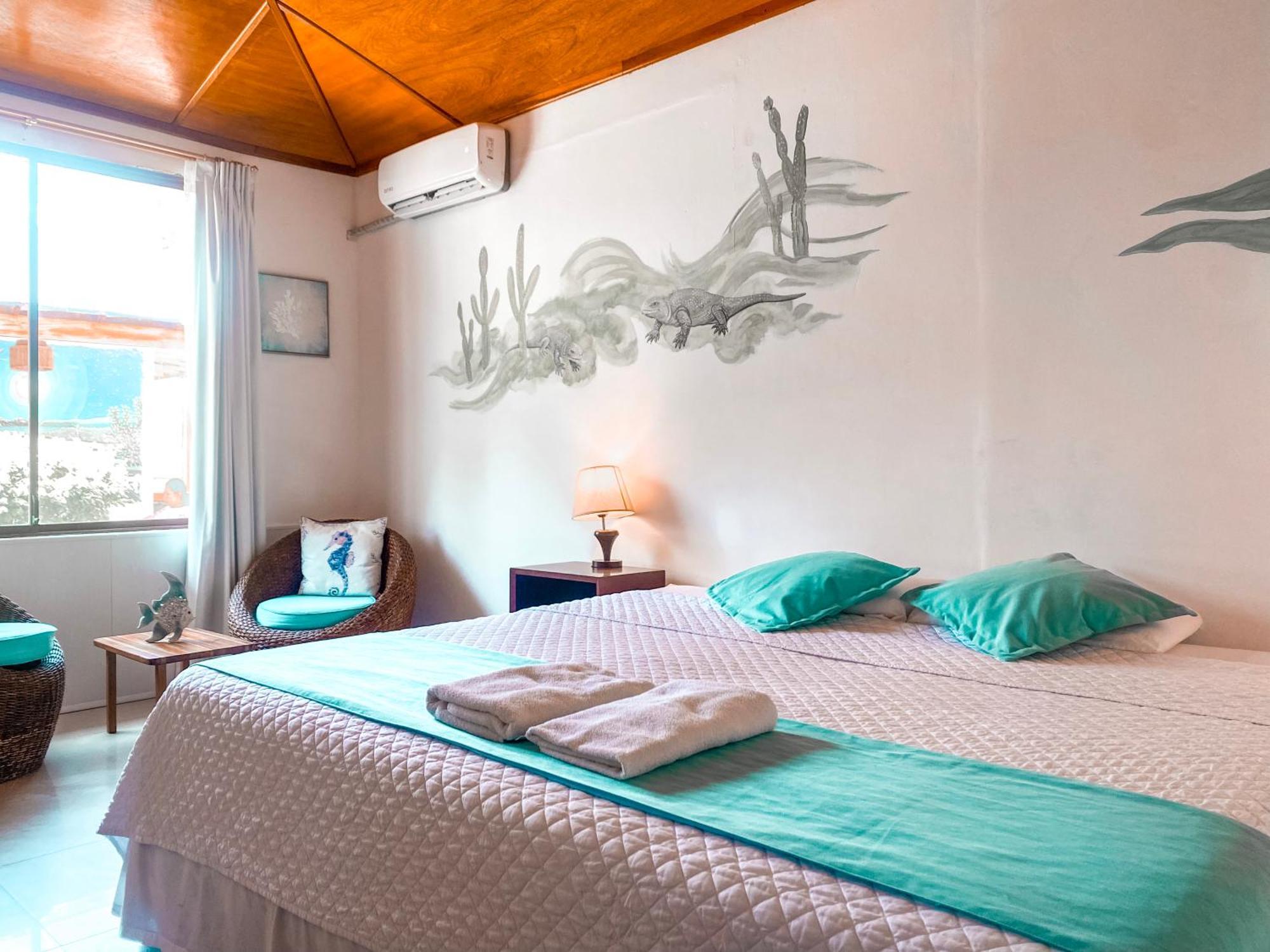 Hotel Coral Blanco With High Speed Internet Starlink And Galapagos Tour Operator Puerto Villamil Ngoại thất bức ảnh