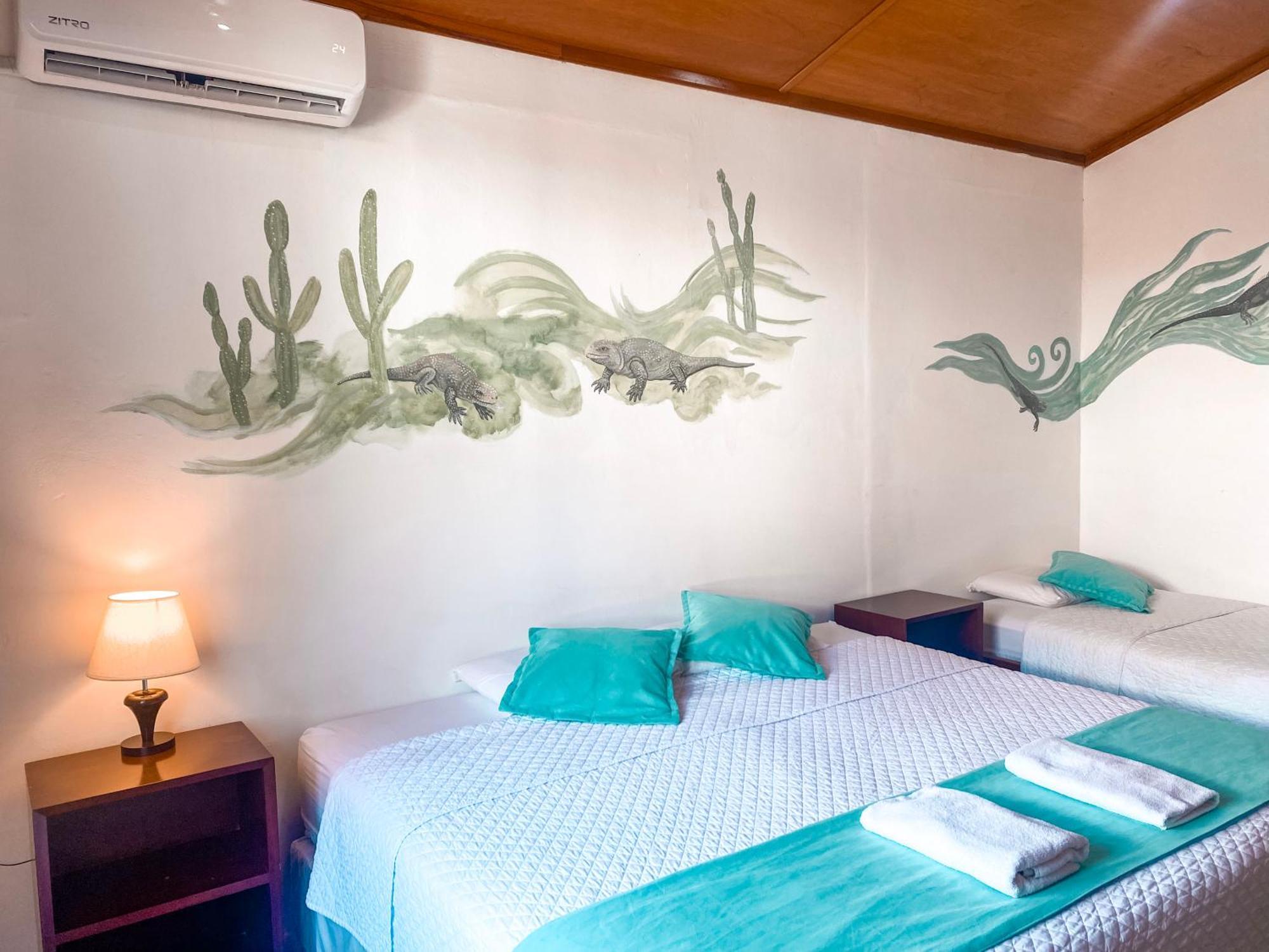 Hotel Coral Blanco With High Speed Internet Starlink And Galapagos Tour Operator Puerto Villamil Ngoại thất bức ảnh